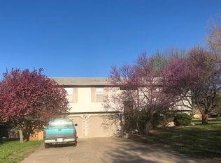 2017 Danbury Ct, Manhattan, KS 66503