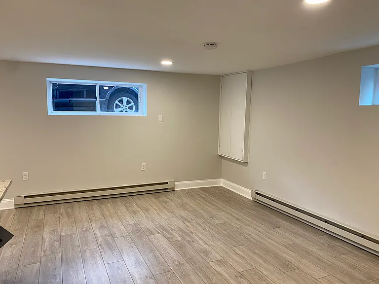 413 W Jefferson St #C — Photo 4