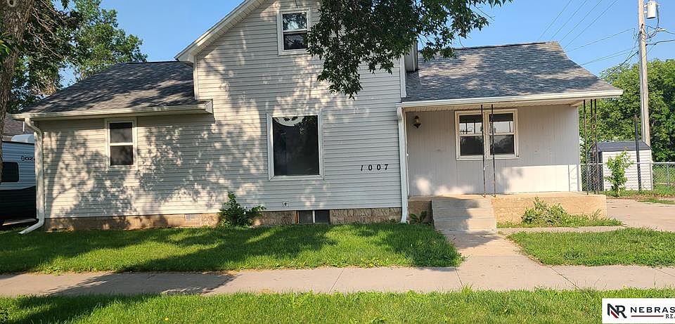 1st image of 1007 N Main St