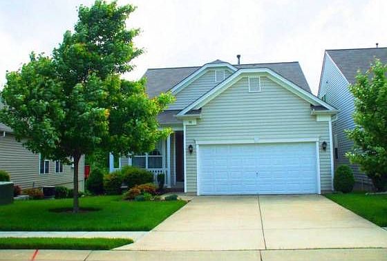 1st image of 90 Smithfield Way