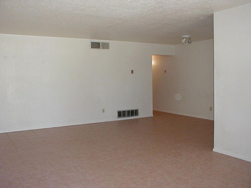 1st image of 802 S Espanola St APT D