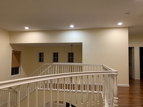 5th image of 7273 Canyon Glen Ct
