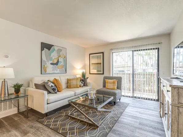 Lido At Shandin Hills