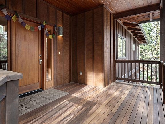 4th image of 800 NW Archie Briggs Rd