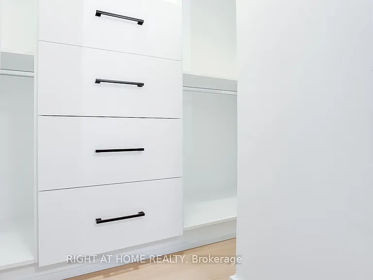 11C Condor Ave — Photo 15
