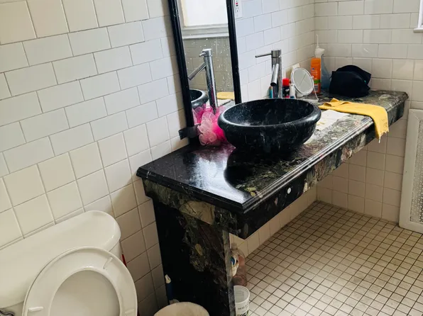 113 Van Pelt Avenue image 11 of 16