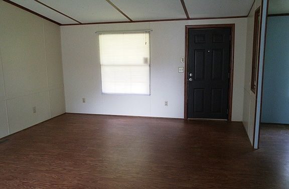3rd image of 305 Ponderosa Pt