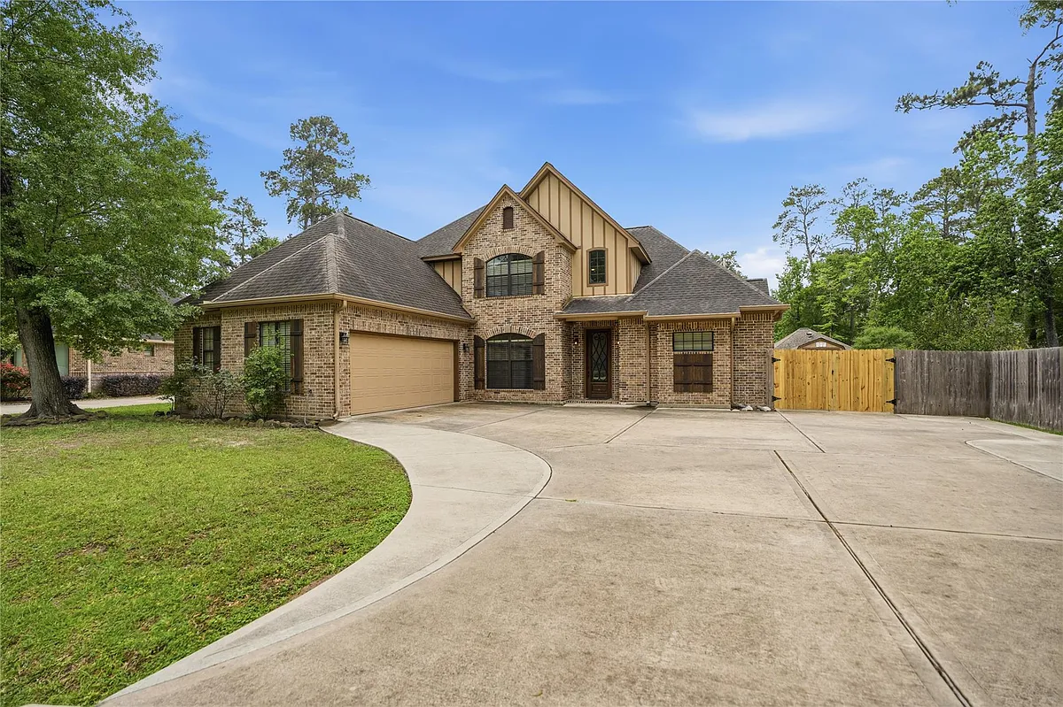 Building Photo - 536 Stephen F Austin Dr