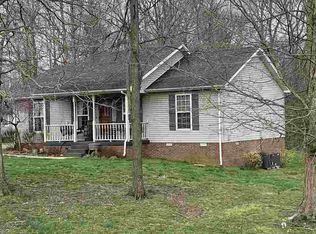 68 Matt Dr, Scottsville, KY 42164