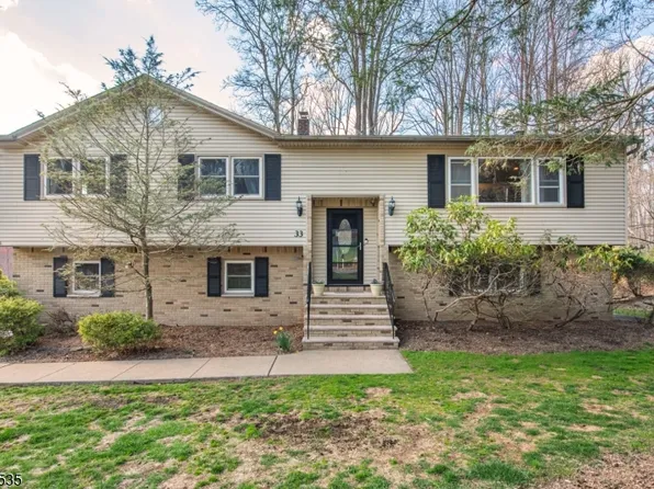33 Lawrence Rd, Randolph Twp., NJ 07869