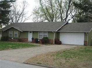 2125 S Linden Ave, Springfield, MO 65804