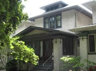 527 Gunderson Ave, Oak Park, IL 60304