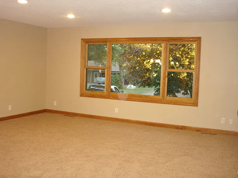 21704 Ahlstrom Rd — Photo 6