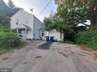 221 Willow Rd, Wallingford, PA 19086