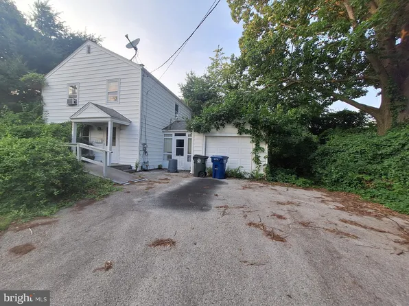 221 Willow Rd, Wallingford, PA 19086