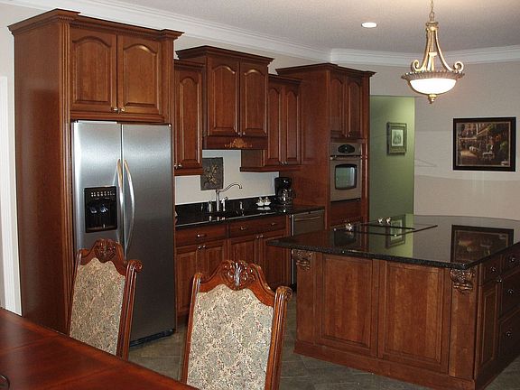 Dining into Kitchen