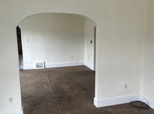 2118 Market St #1, Erie, PA 16510