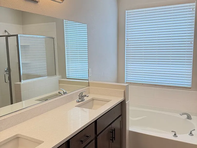 1864 Brookshire Dr — Photo 11