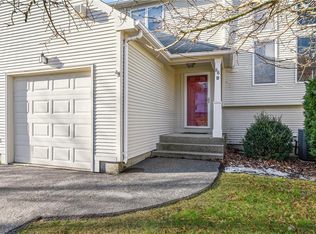86 Nipmuc Trl #B, North Providence, RI 02904