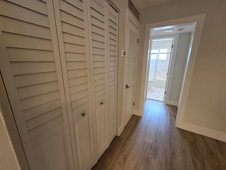 5630 NE 18th Ave #204 — Photo 5