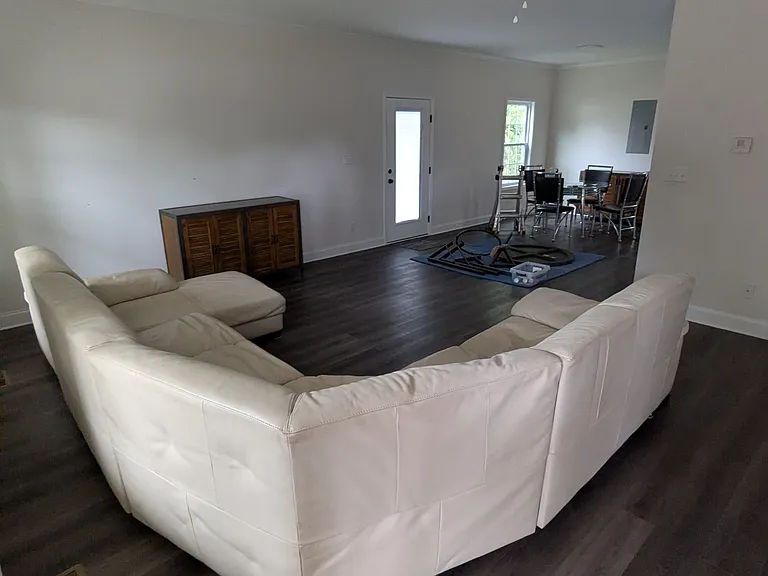 214 Evans St — Photo 7