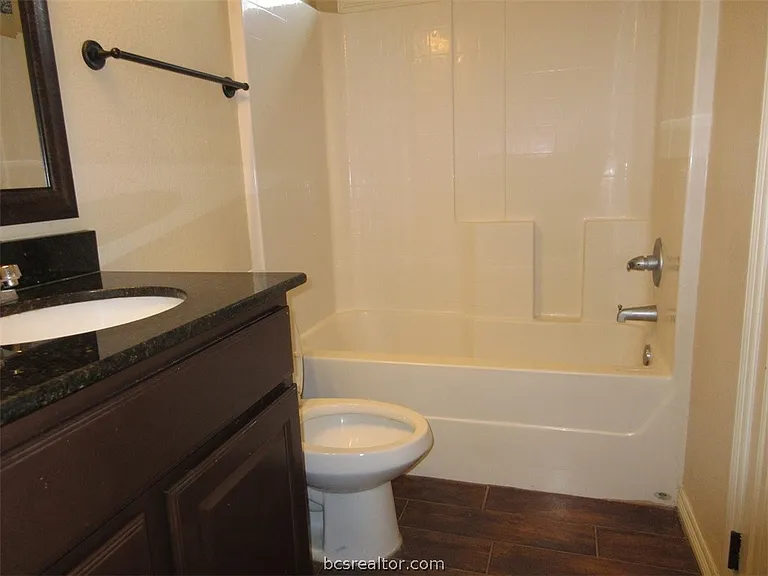 103 Richards St — Photo 14