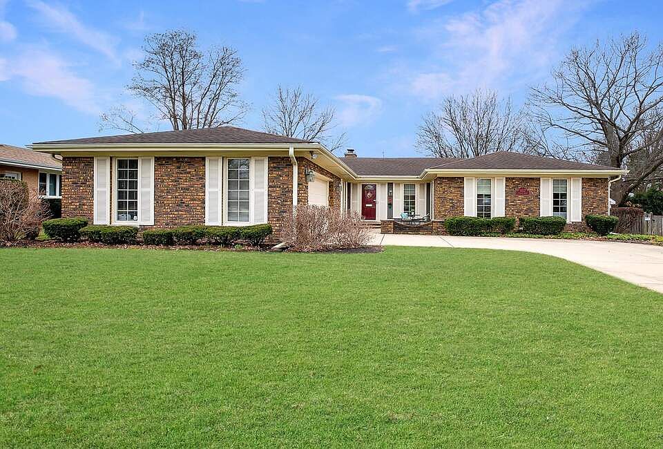 1st image of 1107 Francis Dr