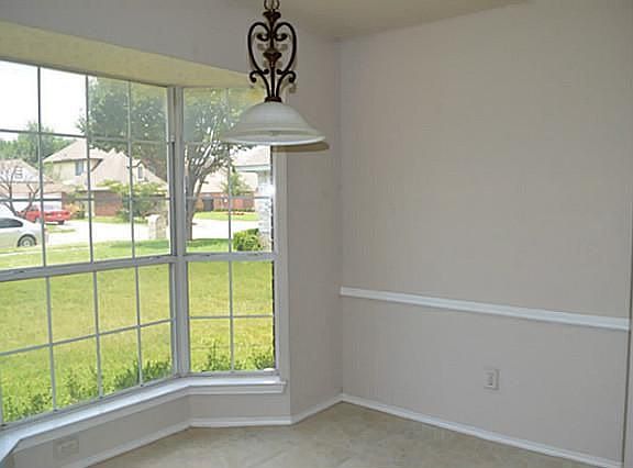 5th image of 2120 Coral Ct