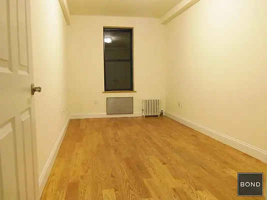 Rented by Bond New York | media 5