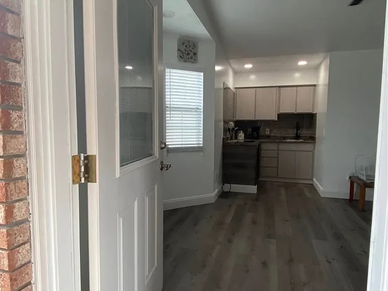 149 Southwind Cir — Photo 1