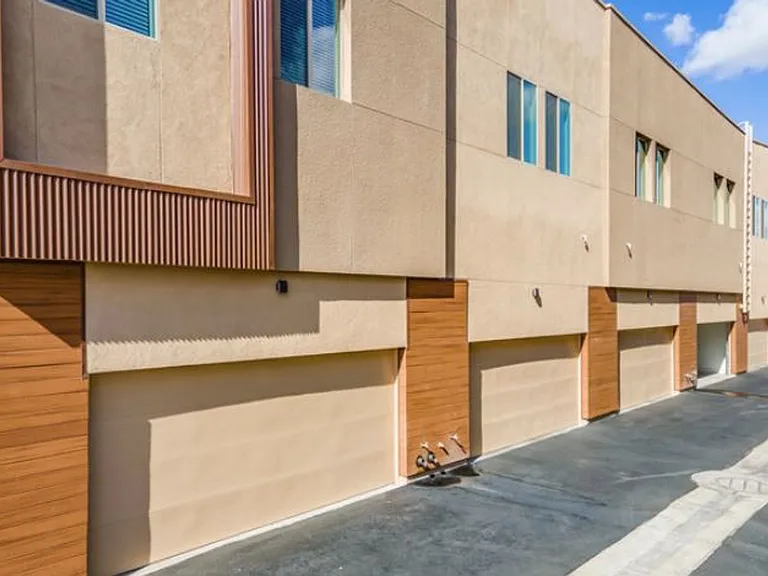 2335 E Utopia Rd #4 — Photo 28