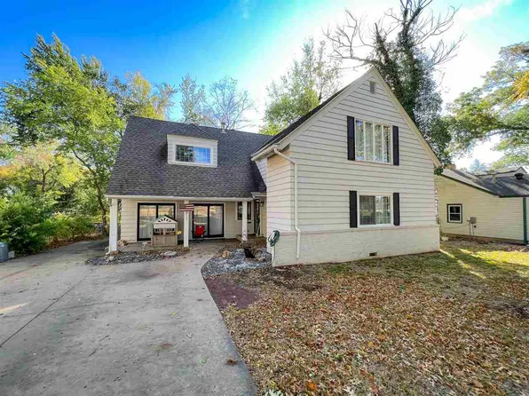 817 N 7th St, Ponca City, OK 74601