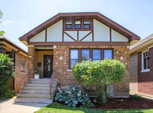 5105 W Nelson St, Chicago, IL 60641