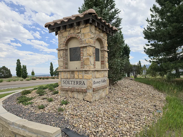 Located in the beautiful Solterra neighborhood