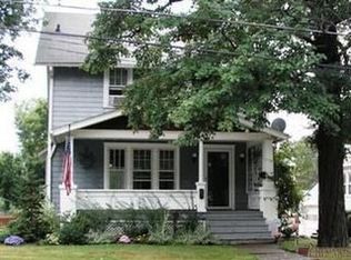 1100 Sackett Ave, Cuyahoga Falls, OH