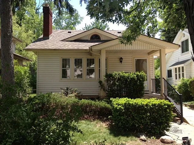 265 Albany St photo 1