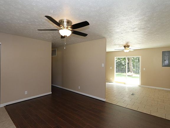 4th image of 918 Cliffside Dr