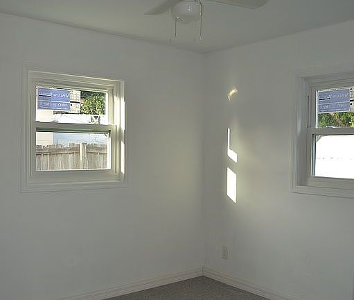 4th image of 8601 53rd Way