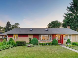 7236 Wilson Ter, Morton Grove, IL 60053