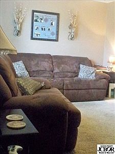 2nd image of 801 Holiday Dr