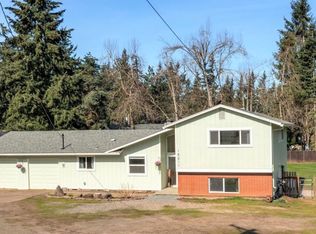 15211 S Burkstrom Rd, Oregon City, OR 97045