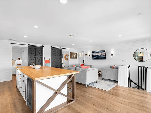 5th image of 2179 Trail Ridge Rd #2