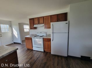 618 Sunflower Dr, Liverpool, NY 13088