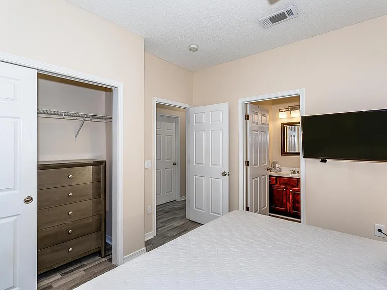 5950 Last Big Tree Ln — Photo 5