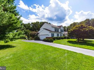 1 Kwanzan Ct, Newark, DE 19702