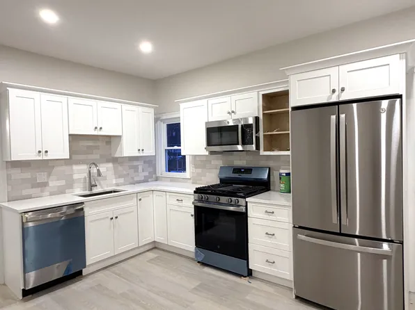 1240-1244 Furnace Brook Pkwy #1, Quincy, MA 02169