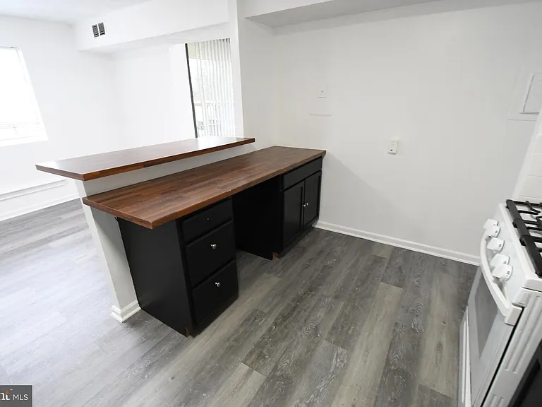 8459 Greenbelt Rd #201 — Photo 15