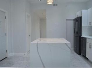 146 Columbia St #2, Cambridge, MA 02139