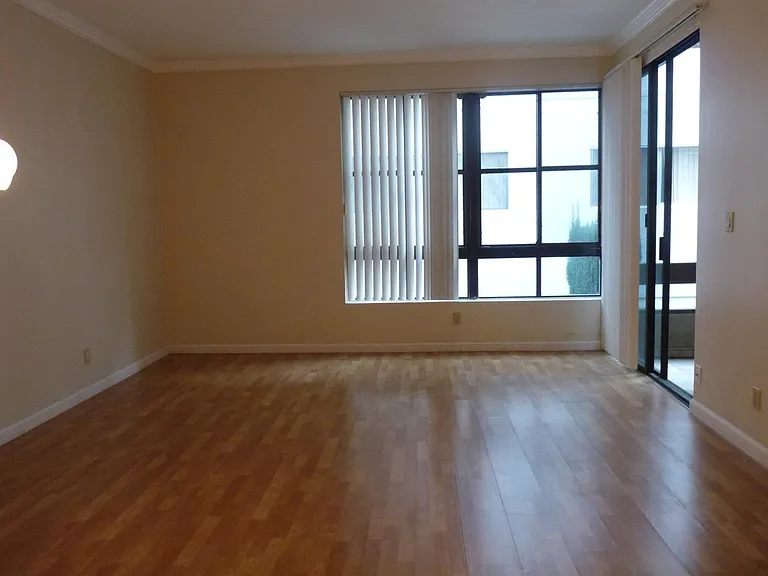 4641 Fulton Ave #1 — Photo 22