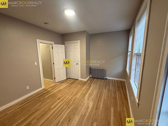3rd image of 84 Phillips St